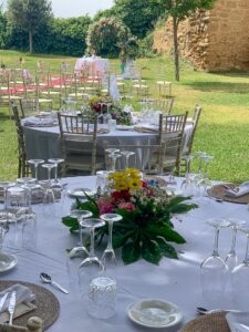 Imagen de decoración preparación para un servicio en un congreso / convención / evento / fiesta